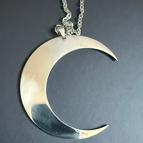 Killstar silver Crescent Moon Pendant Necklace long - Picture 4 of 6